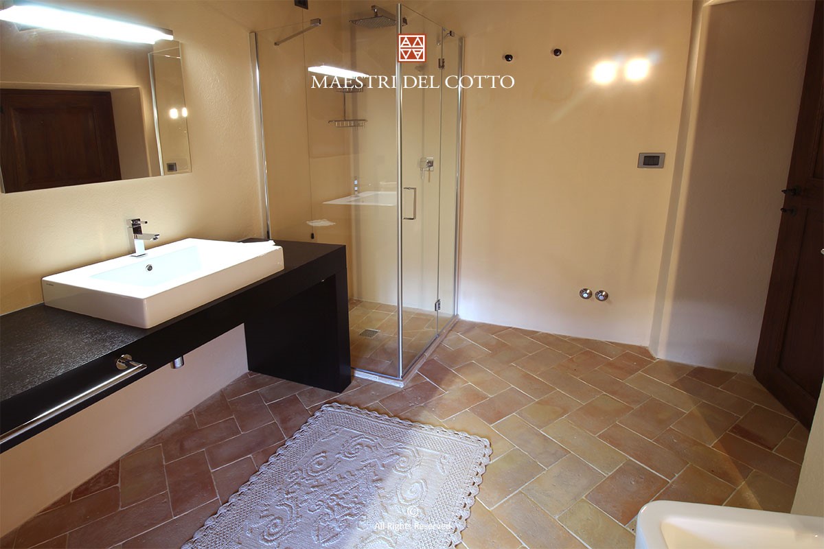 Pavimento per bagno moderno