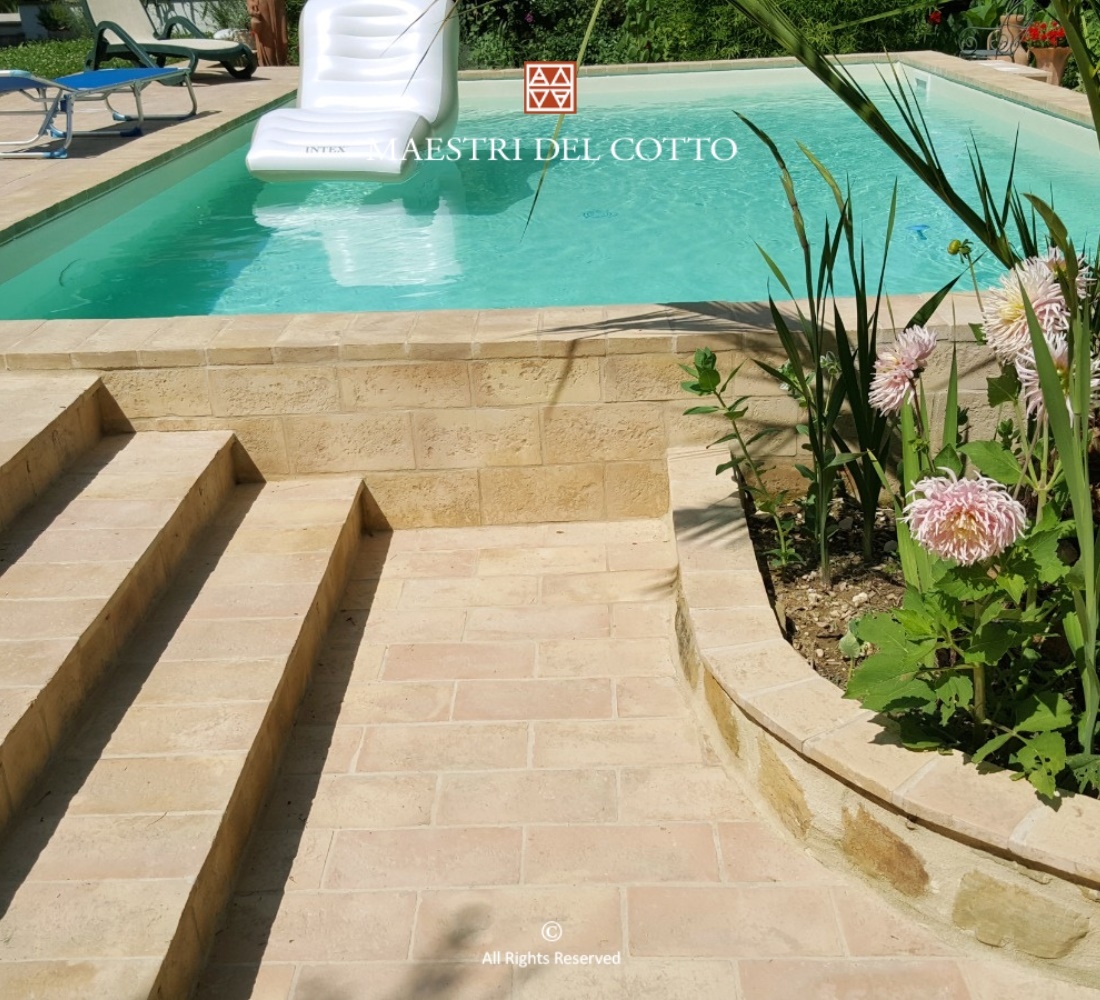 Bordopiscina in Cotto Fatto a Mano