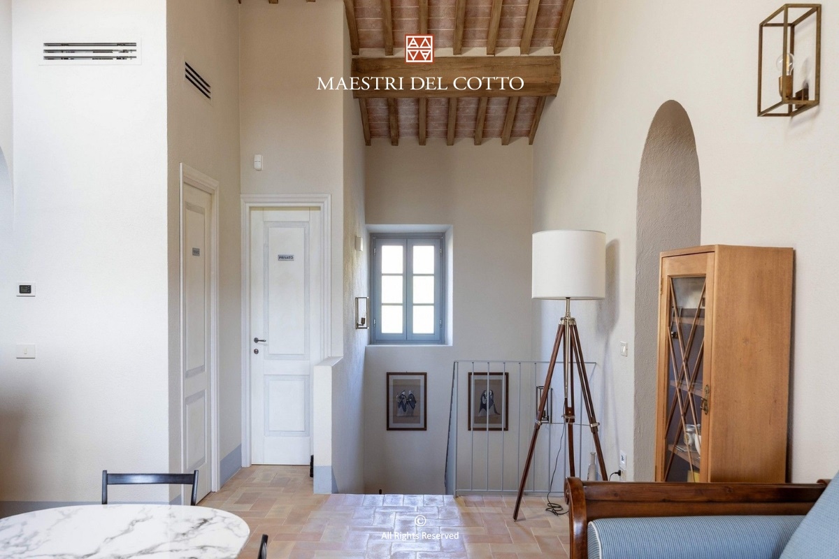 pavimento in cotto multicolor per interni