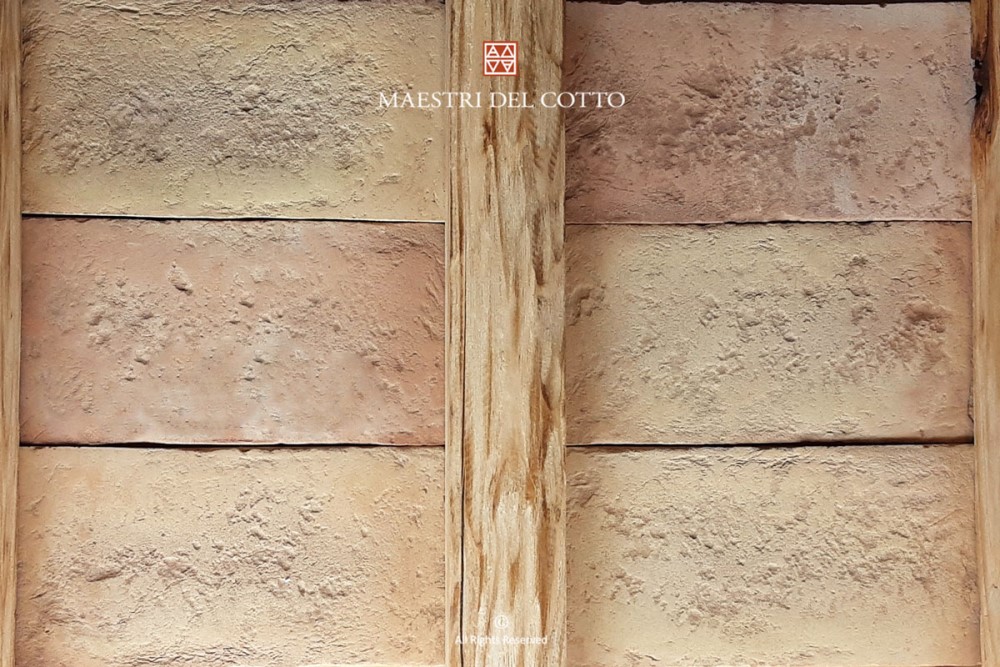 Solaio in Cotto e Travi in Legno Chiare