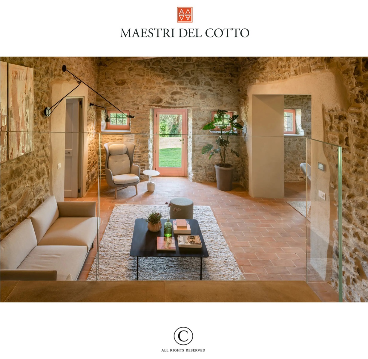Pavimento in cotto rosato naturale per interni 