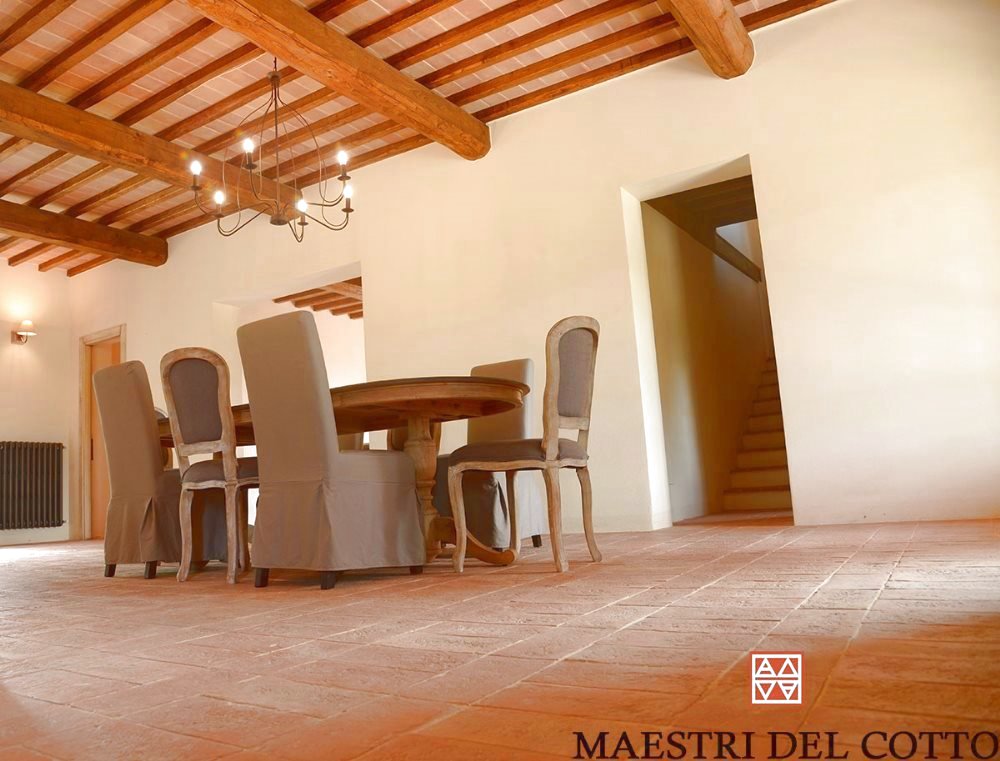 pavimento in cotto salone