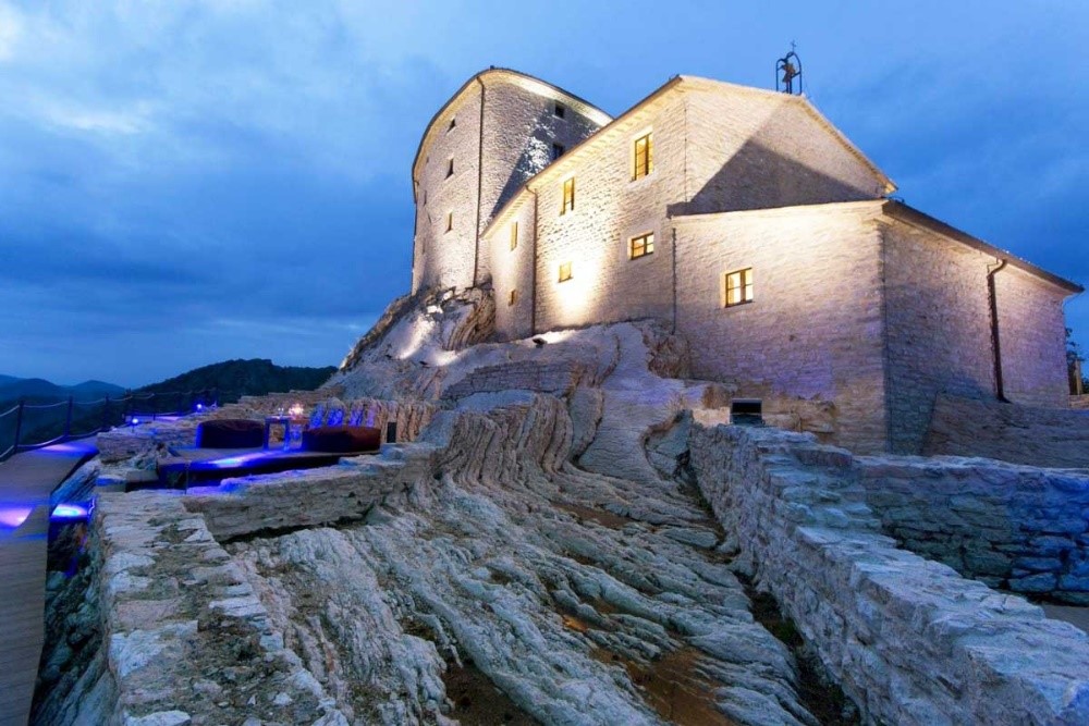 castello di Naro esterno