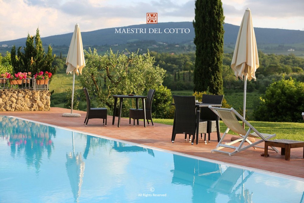 pavimento per piscina