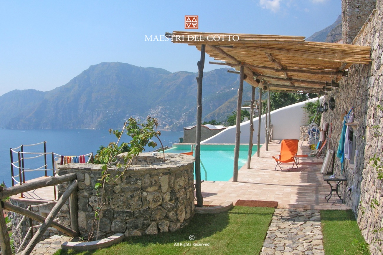 Bordo Piscina in Cotto