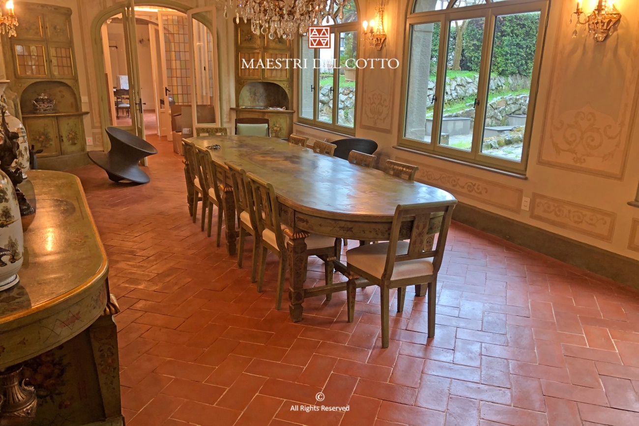 pavimento in cotto rosso fiorentino