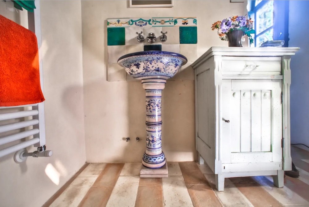 Piastrelle del Bagno in cotto