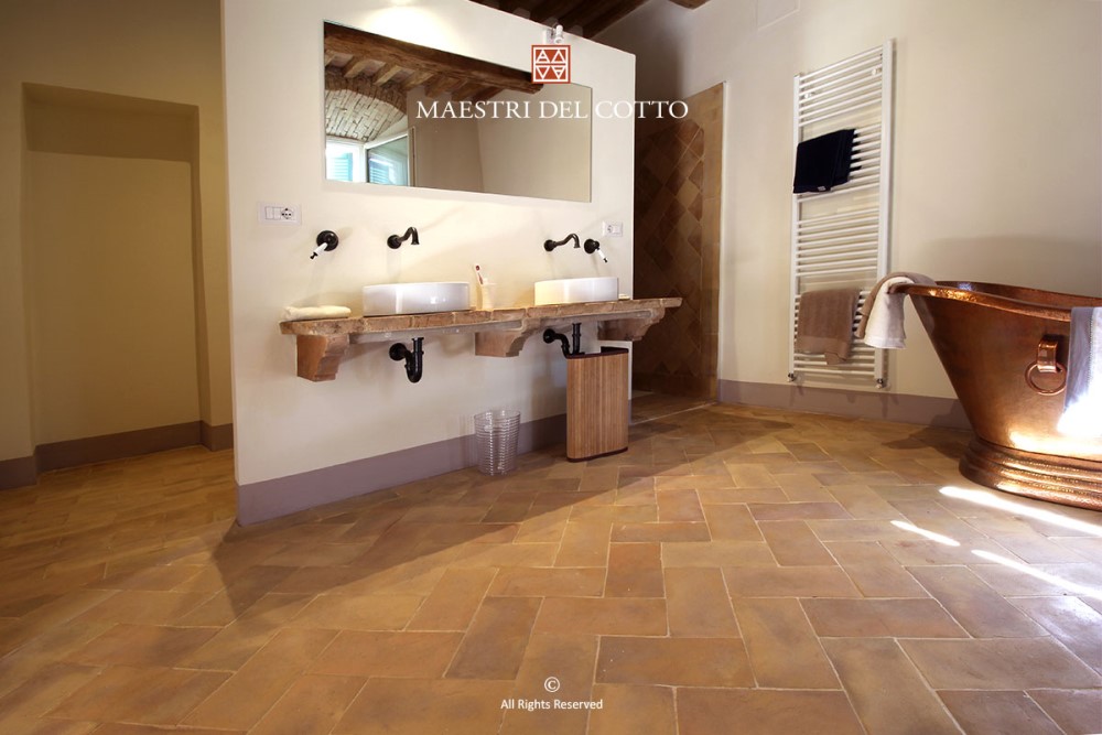 bagno pavimento in cotto