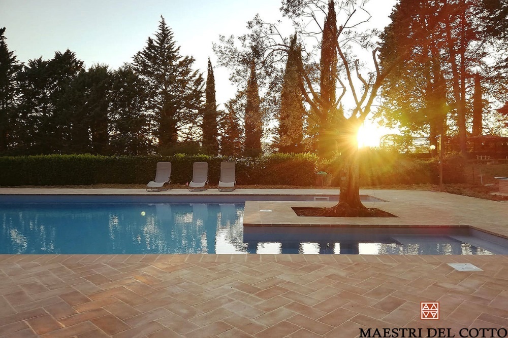Pavimento per Piscine