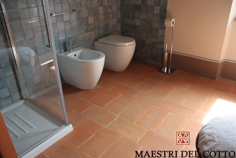 Rivestimento per Bagno di un agriturismo